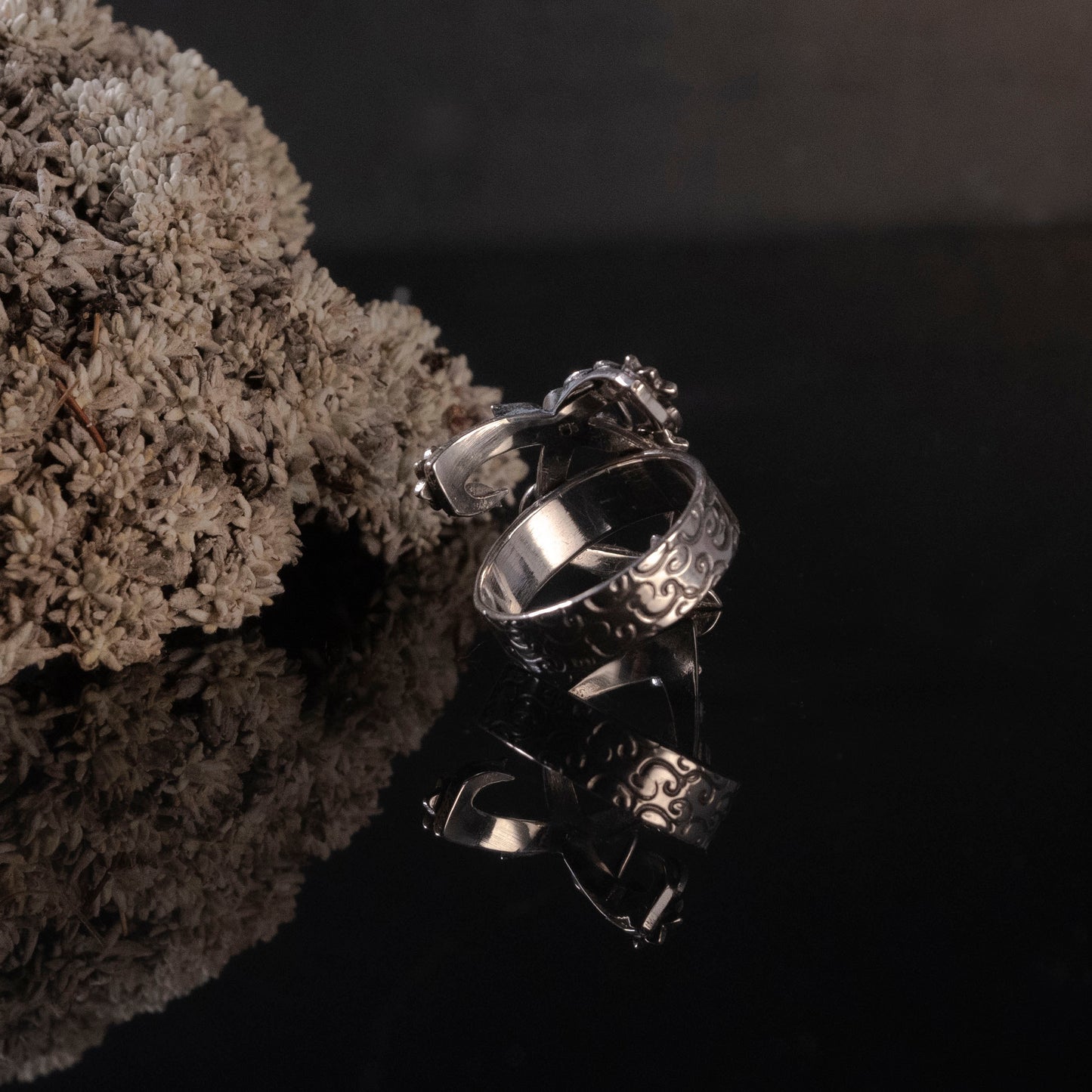 Flower Power - Angelic Power Rune Ring - Hebel Design