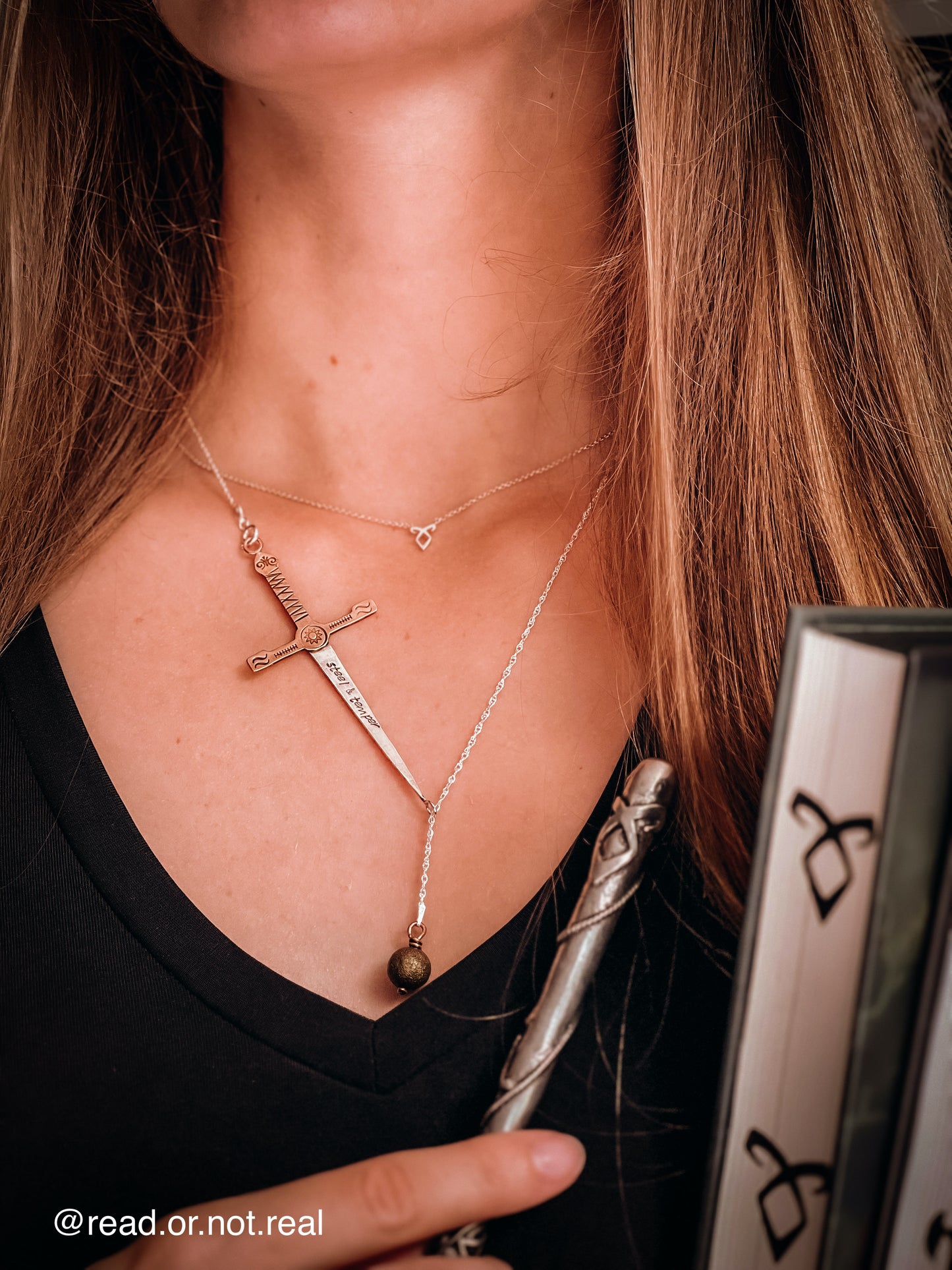 Cortana lariat on model shot