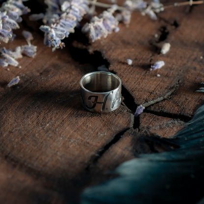 The Herondale Family Ring - Hebel Design
