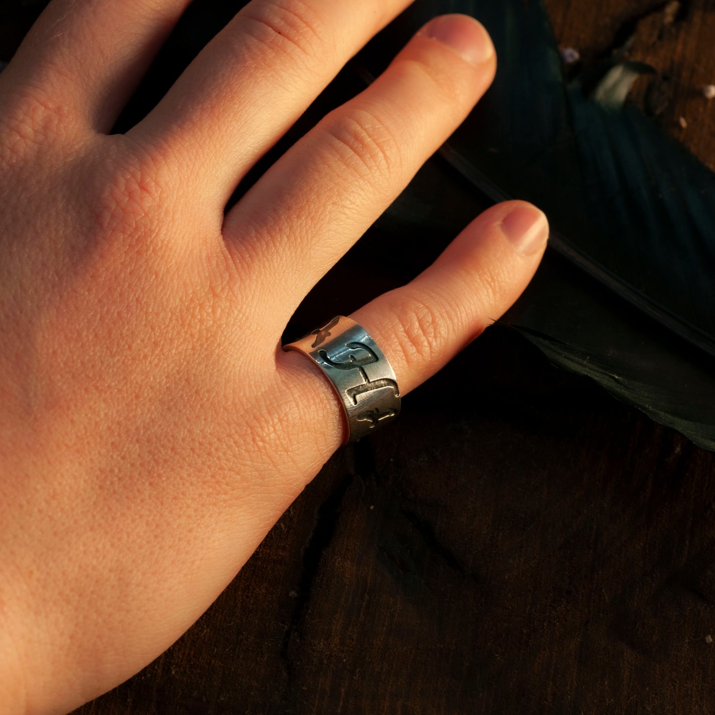 The Herondale Family Ring - Hebel Design
