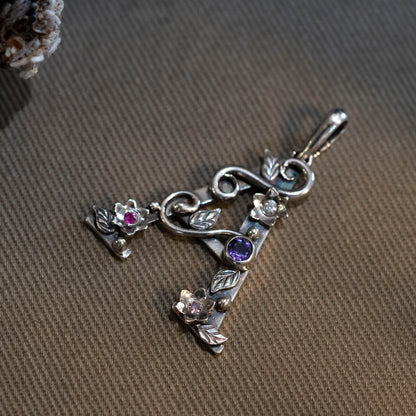 The Illustrated Initial Pendant - Hebel Design