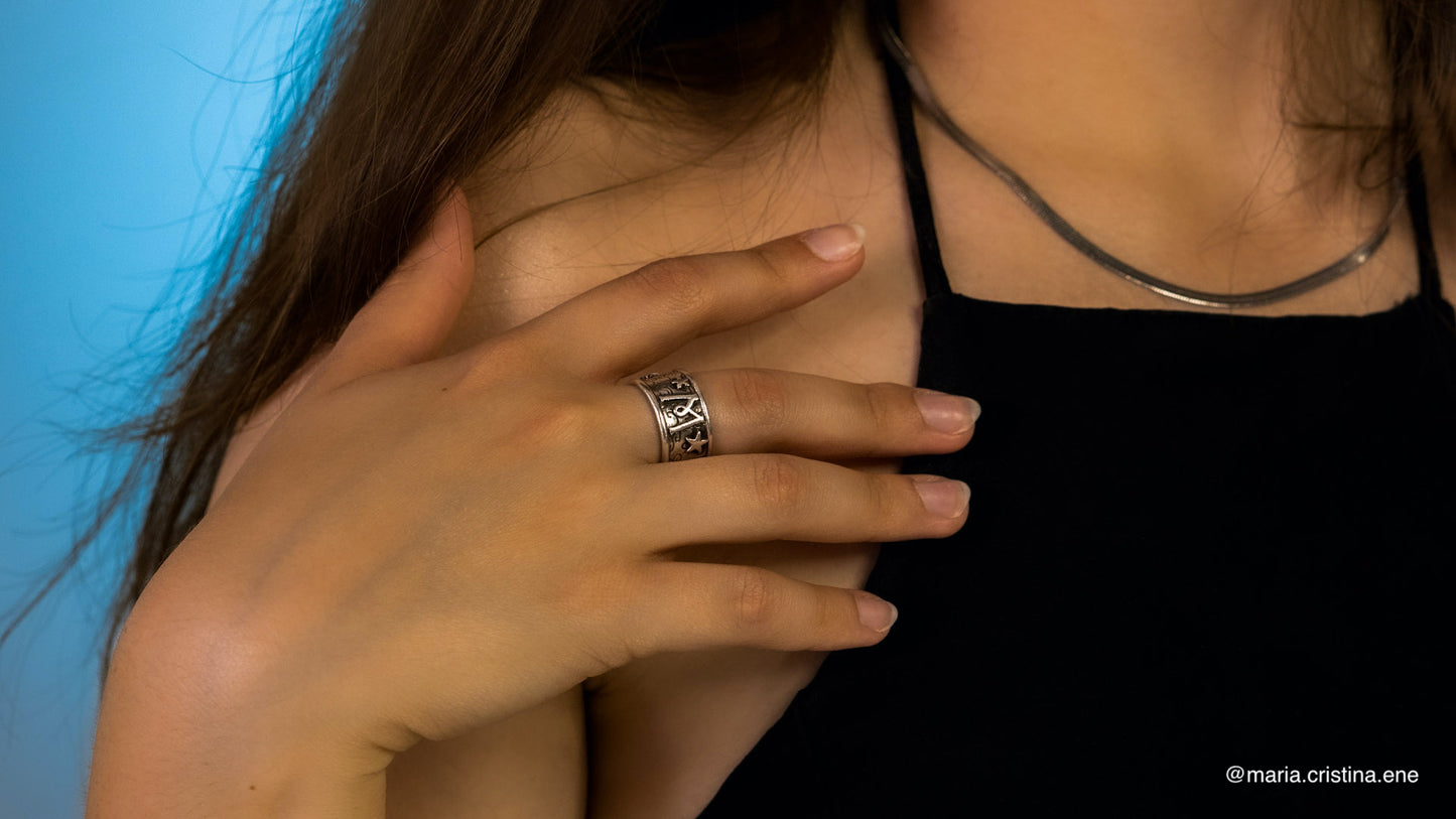 The Morgenstern Family Ring - Hebel Design