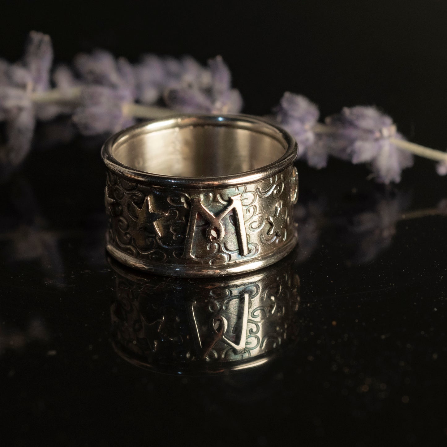 The Morgenstern Family Ring - Hebel Design