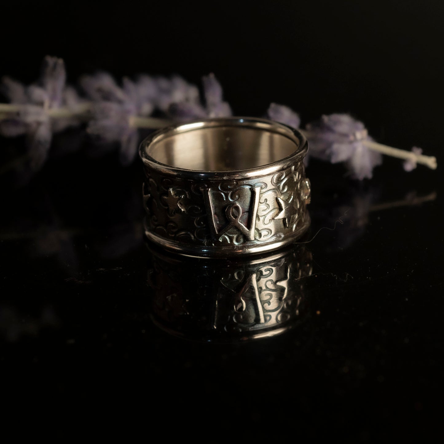 The Morgenstern Family Ring - Hebel Design