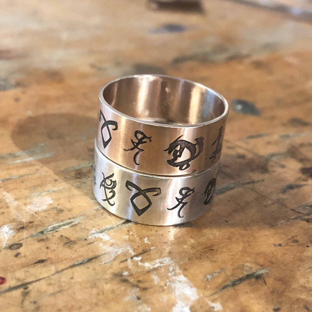 Engraved Runes Ring - Hebel Design