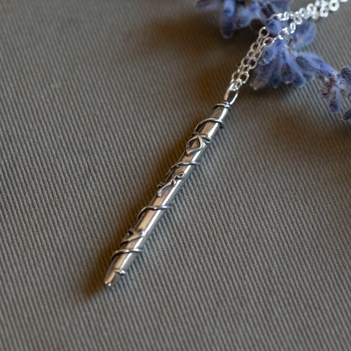 Tiny Stele Necklace - Hebel Design