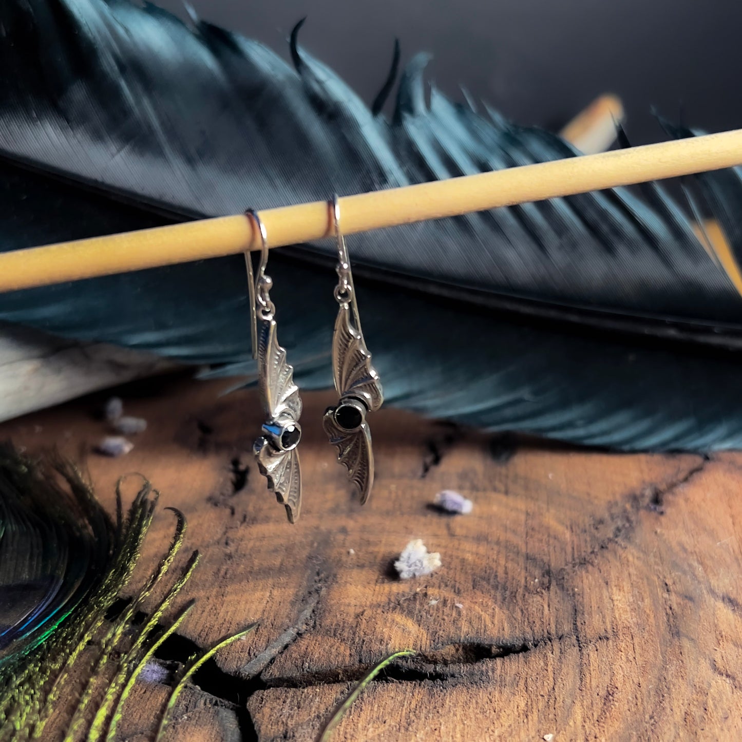 Wing in Stone Earrings - Hebel Design