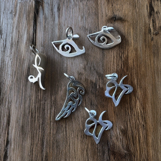Shadowhunter Rune Charm - Hebel Design