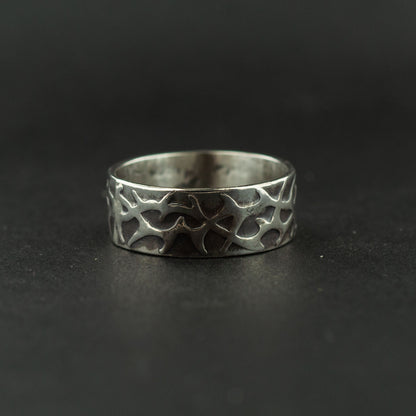 The Blackthorn Family Ring Slim 